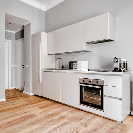 Apartamento Hostmate - - Piero Francesca - Sempione Milán