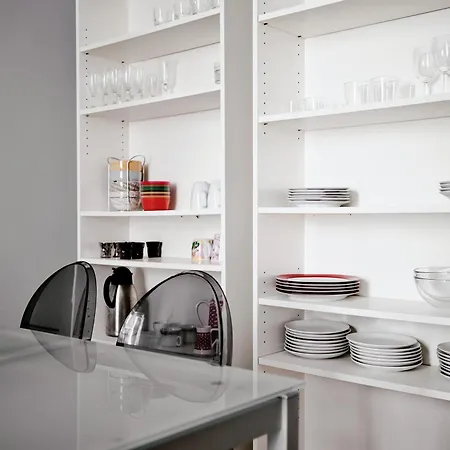 Daire Hostmate - - Piero Francesca - Sempione *